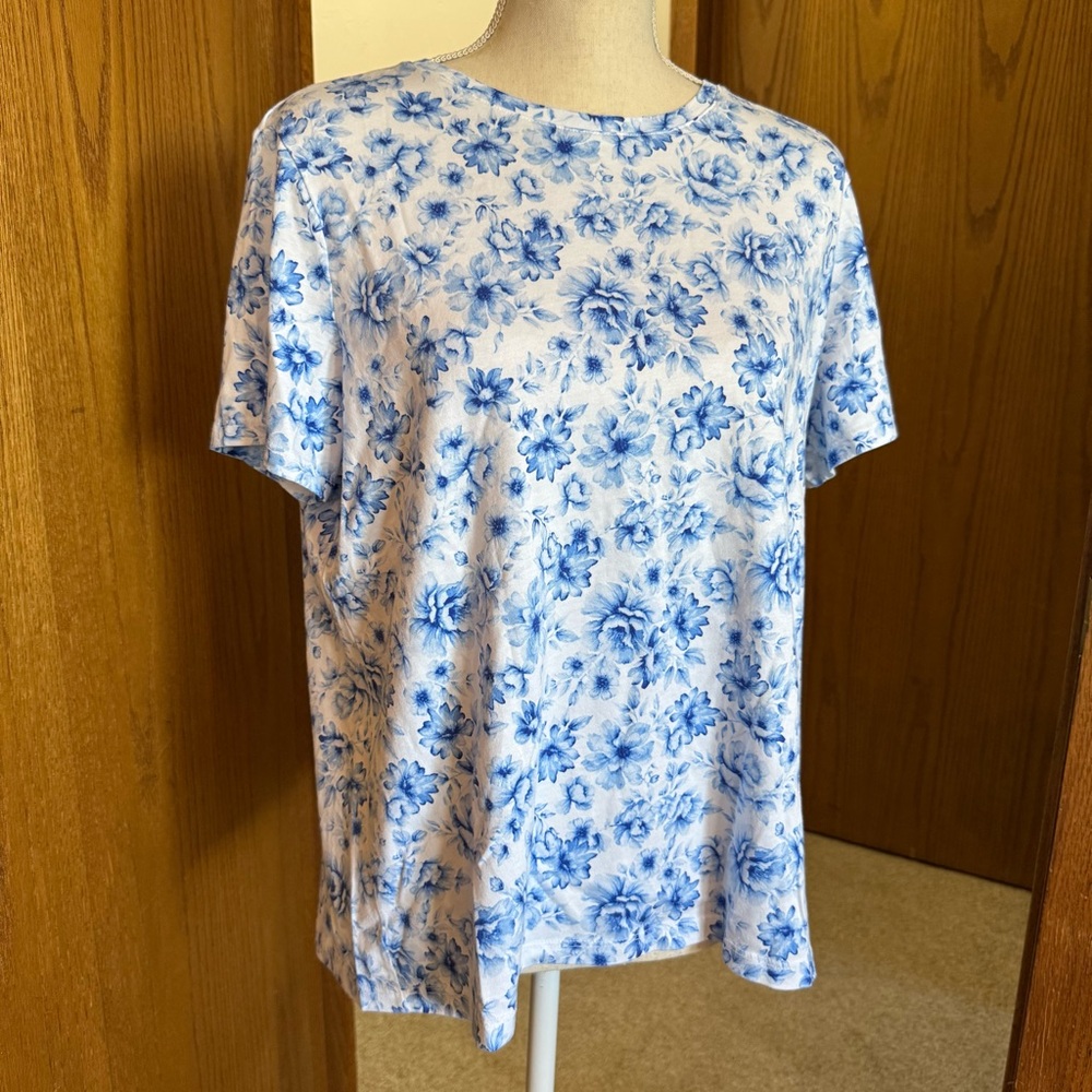 Lands' End Blue Floral Tees - 2 Shirts - Picture 2 of 9